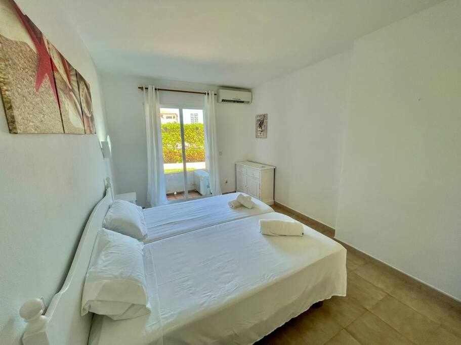 Pura Vida Apartamento Con Piscina Cala'N Blanes  Buitenkant foto