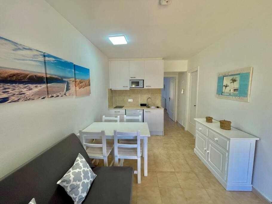 Pura Vida Apartamento Con Piscina Cala'N Blanes  Buitenkant foto